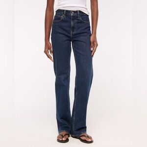 Abercrombie ‘90s Relaxed Jean High Rise 31/12